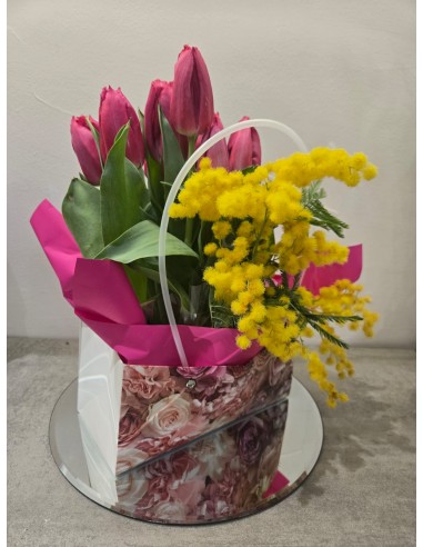 Borsetta tulipani e mimosa